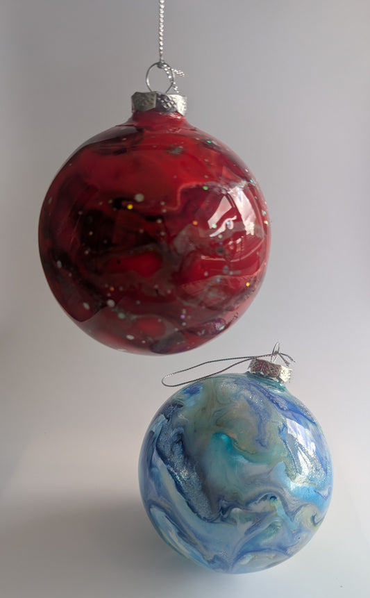 Set of 2 10cm glass baubles
